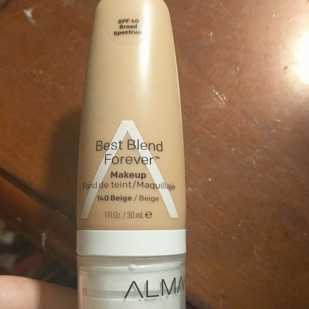 Almay Best Blend Forever foundation